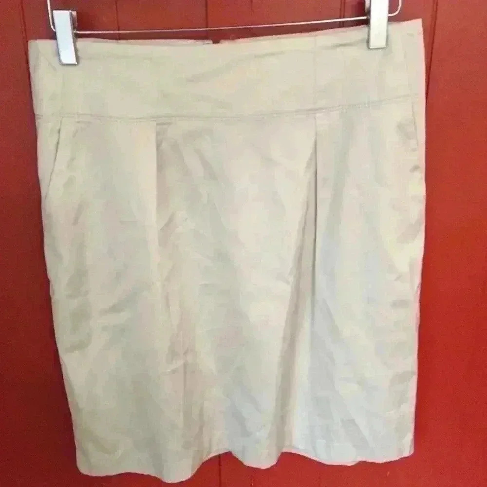 Banana Republic beige Tulip skirt